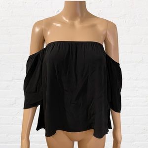 American Eagle Black off shoulder Top one size J-60